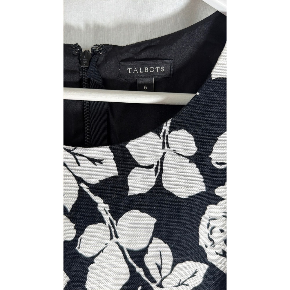 Talbots Black White Floral Rose Fit Flare Dress Sleeveless Cotton Size 6 - Picture 4 of 9